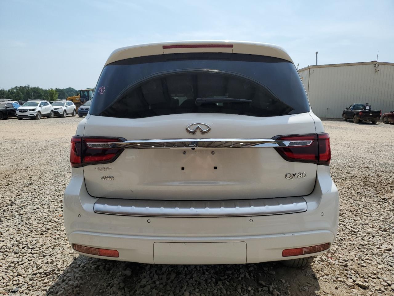 INFINITI Qx Sensory Image 2