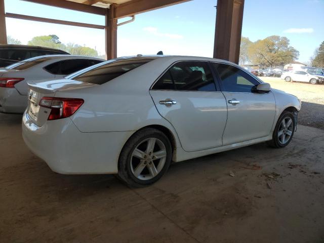 Toyota Camry Base Image 13