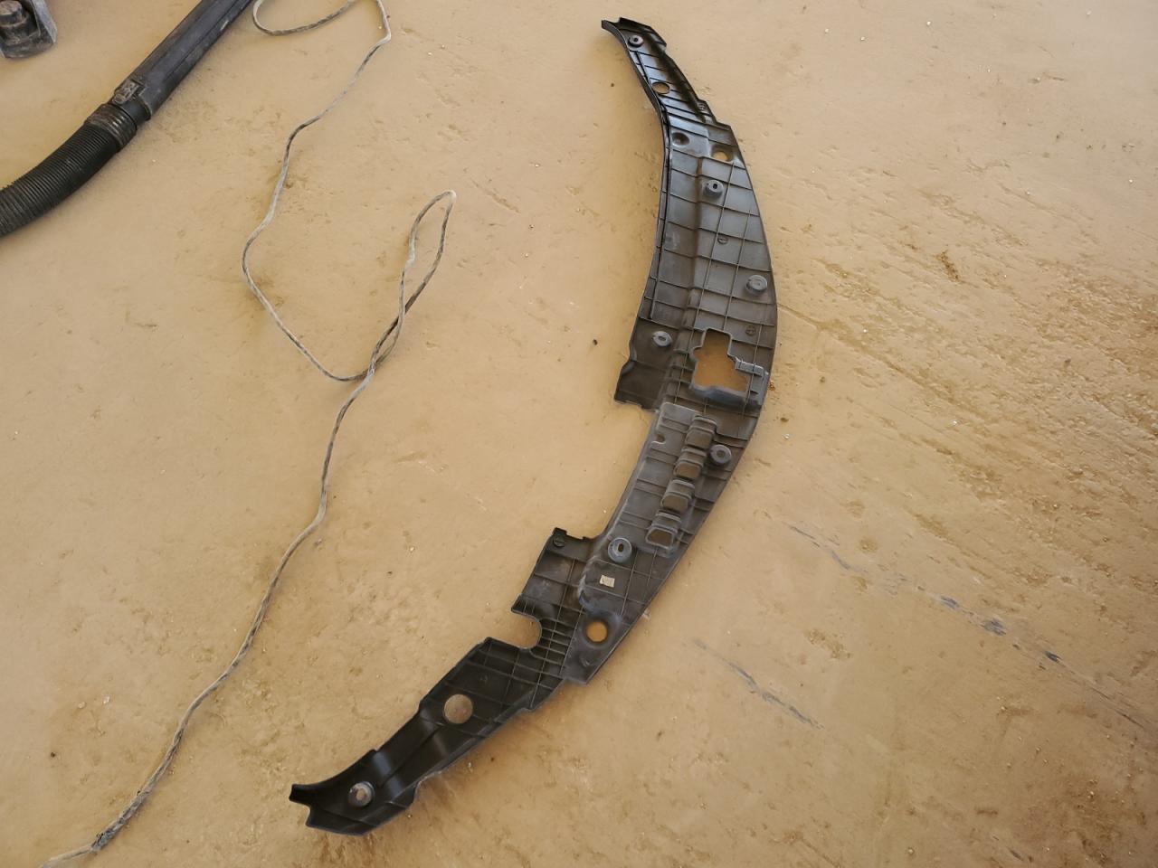 Toyota Camry Base Image 7