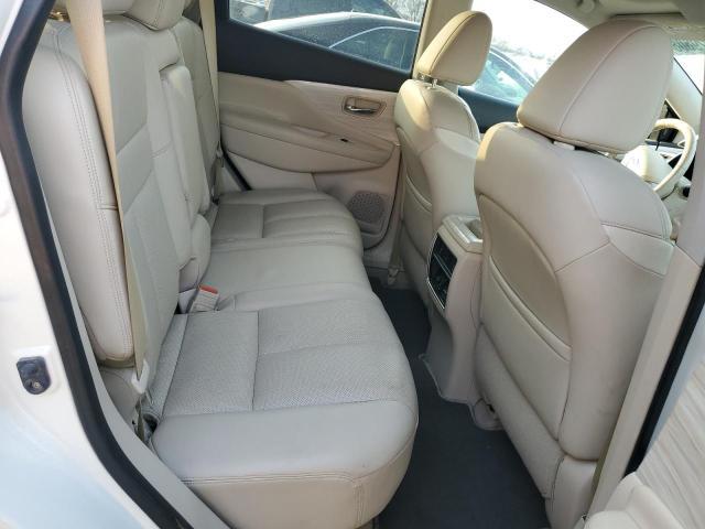 Nissan Murano S Image 12