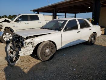  Salvage Ford Crown Vic