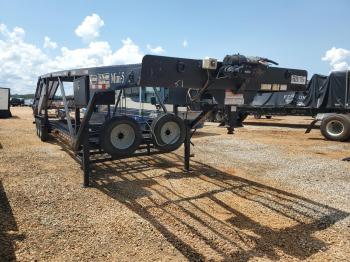  Salvage Kaufman Trailer