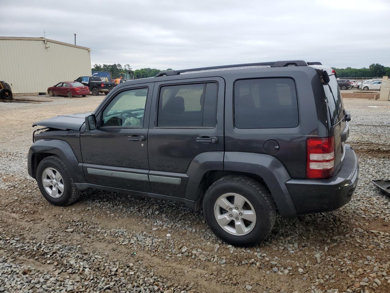 Jeep Liberty Sport Image 13