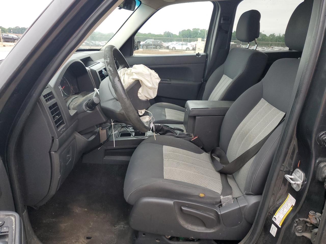 Jeep Liberty Sport Image 4