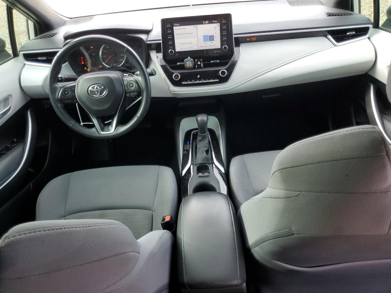 Toyota Corolla Se Image 6