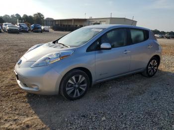  Salvage Nissan LEAF