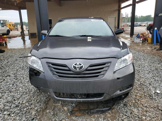 Toyota Camry Base Image 2