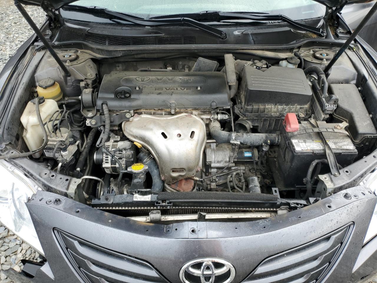 Toyota Camry Base Image 5