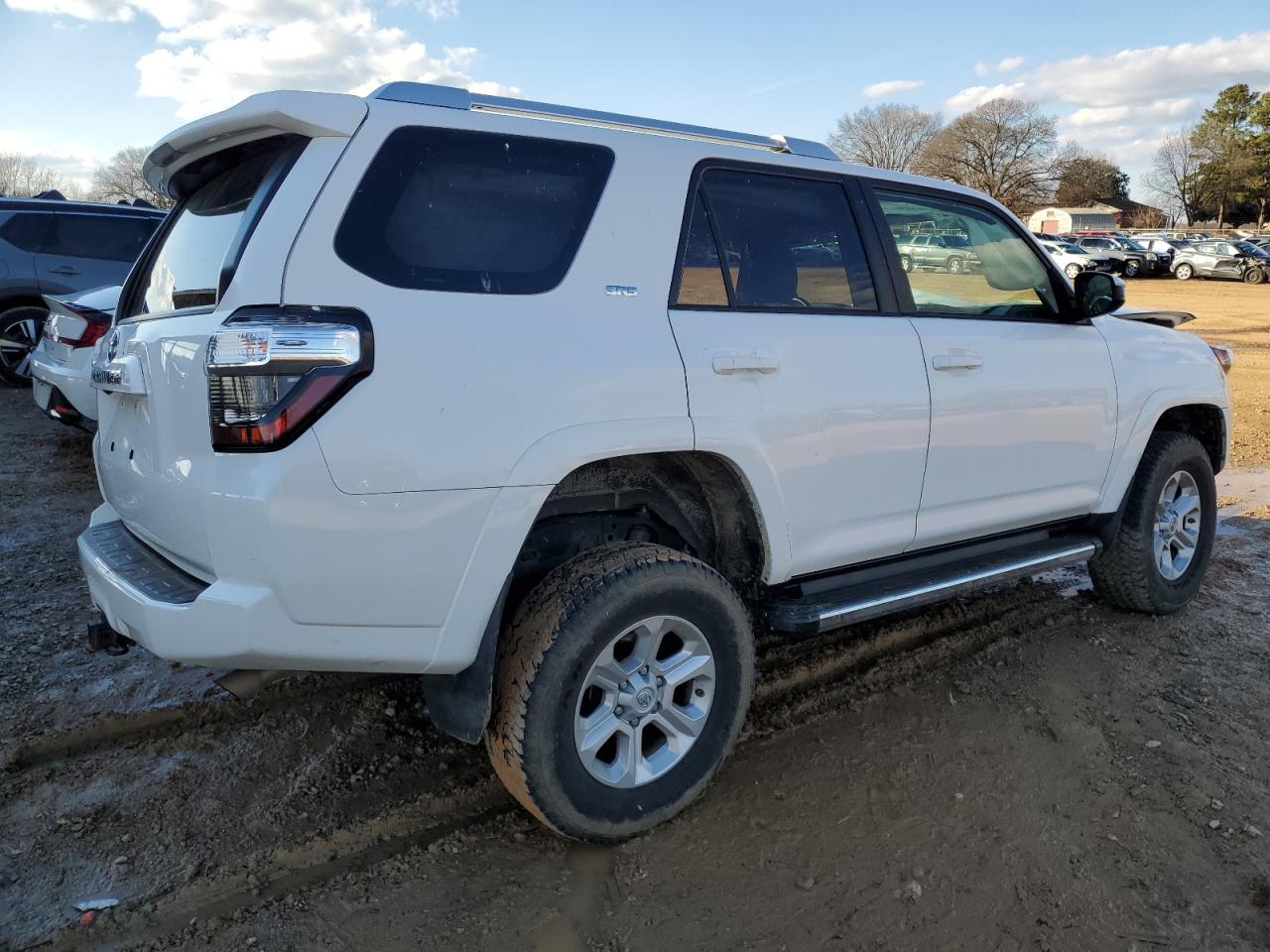 Toyota 4Runner Sr5 Image 11