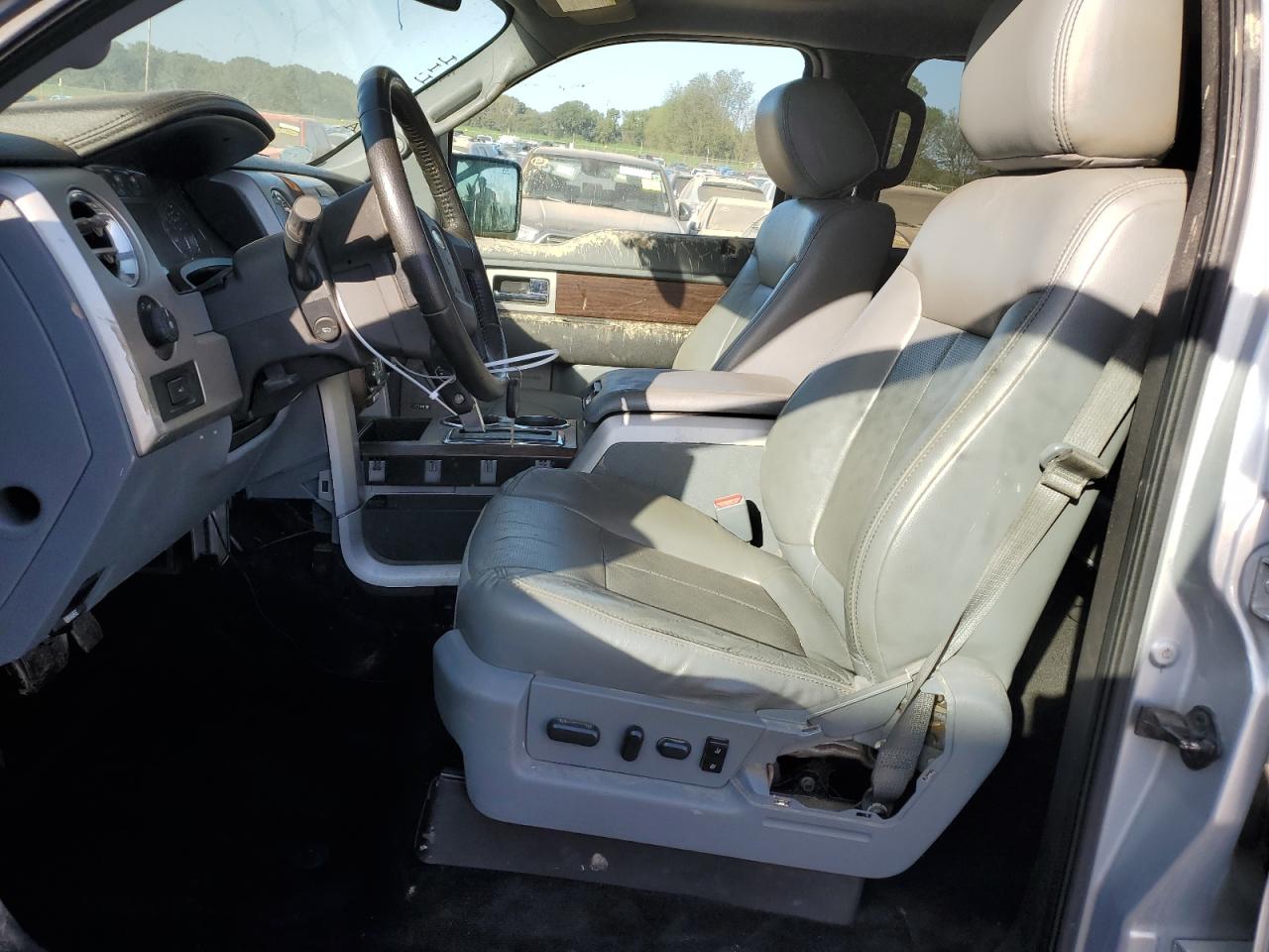 Ford F-150 Supercrew Image 11