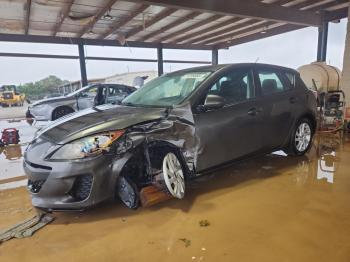  Salvage Mazda 3