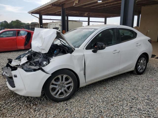  Salvage Toyota Yaris