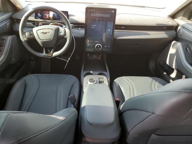 Ford Mustang Premium Image 12