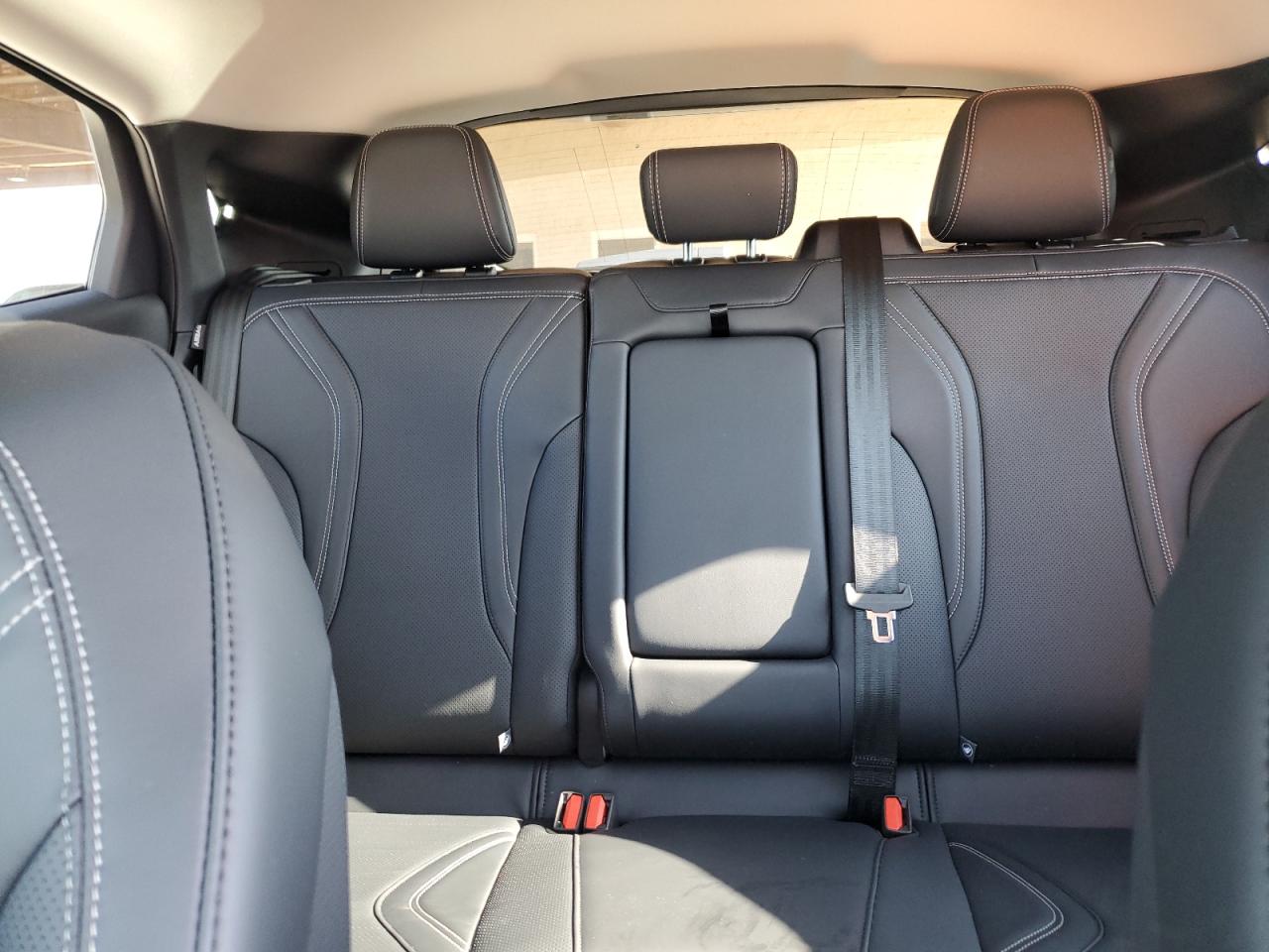 Ford Mustang Premium Image 9