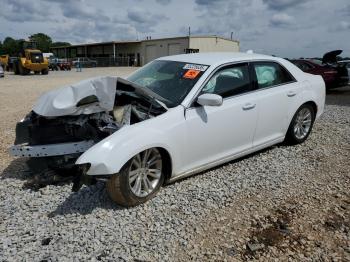  Salvage Chrysler 300
