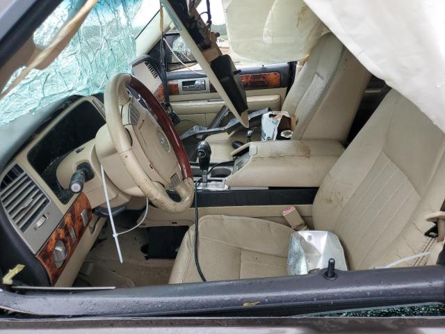 Lincoln Navigator Image 6