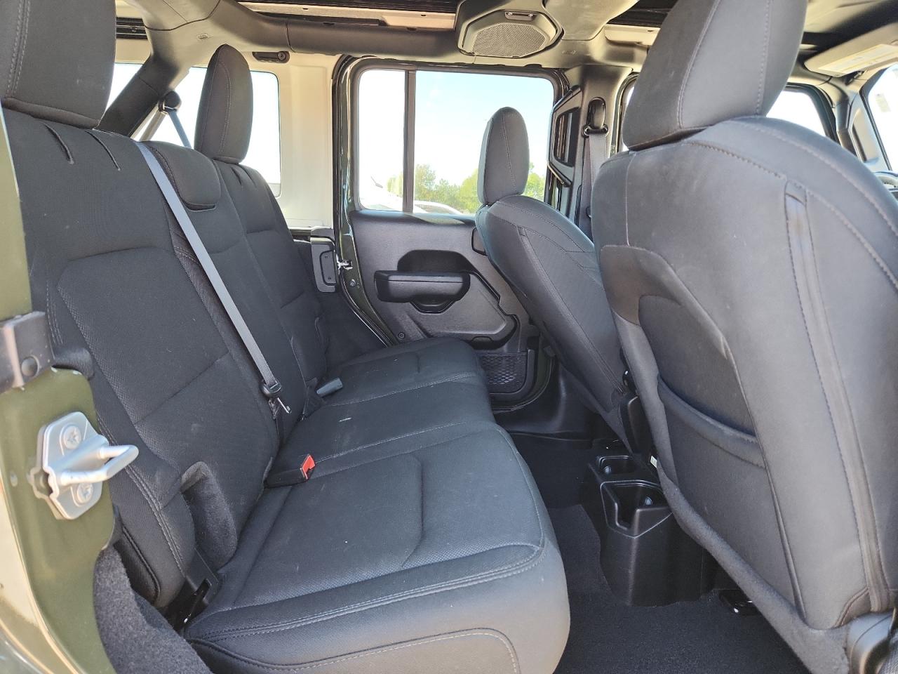 Jeep Wrangler Sport Image 10