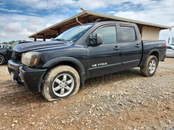 Salvage Nissan Titan