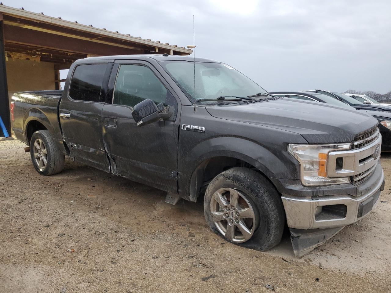 Ford F-150 Supercrew Image 4