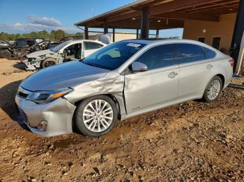  Salvage Toyota Avalon