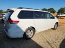 Toyota Sienna Le Image 3