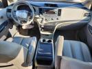 Toyota Sienna Le Image 12