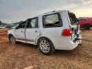 Lincoln Navigator Image 3