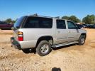 GMC Yukon K2500 Image 2