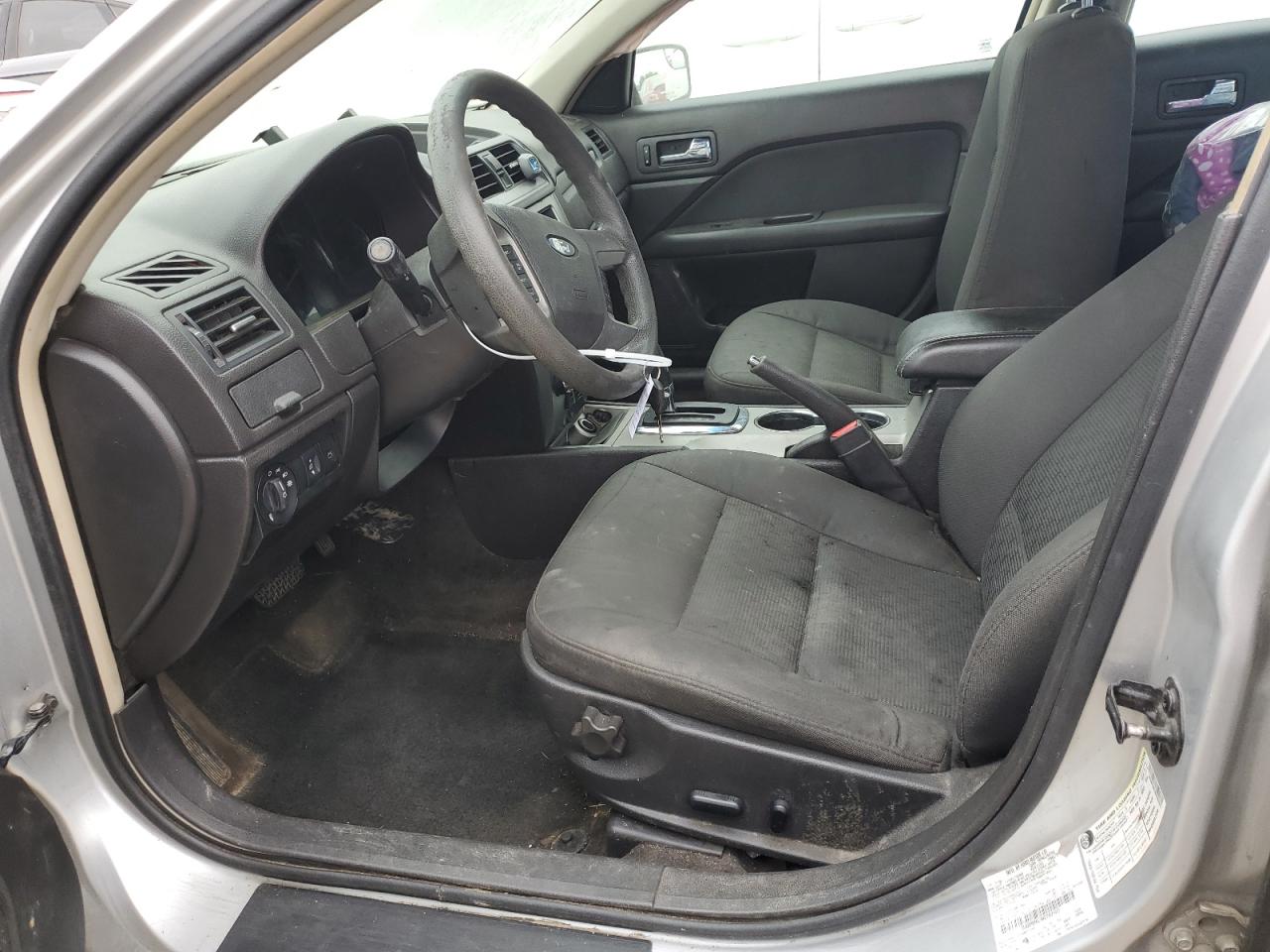 Ford Fusion Se Image 4