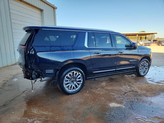 GMC Yukon Denali Ultimate Image 4