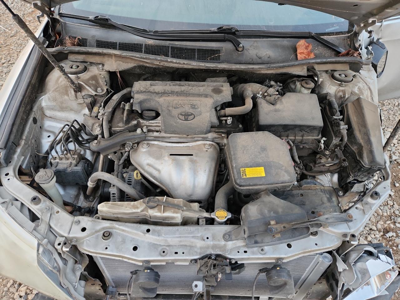 Toyota Camry L Image 5