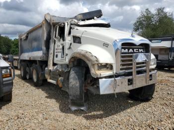  Salvage Mack 700 Gu700