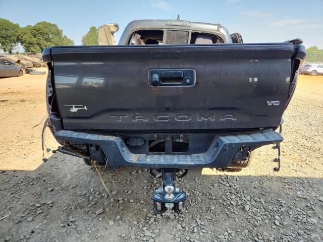 Toyota Tacoma Double Cab Image 8