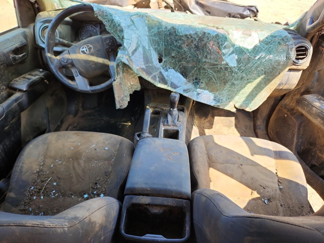 Toyota Tacoma Double Cab Image 9