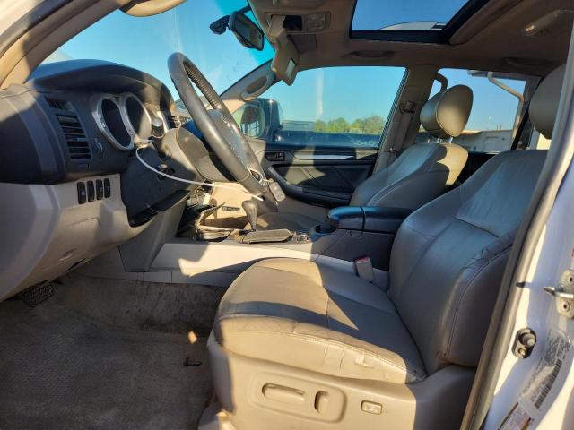 Toyota 4Runner Limited Image 10