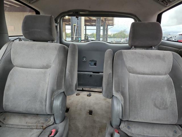 Toyota Sienna Ce Image 6