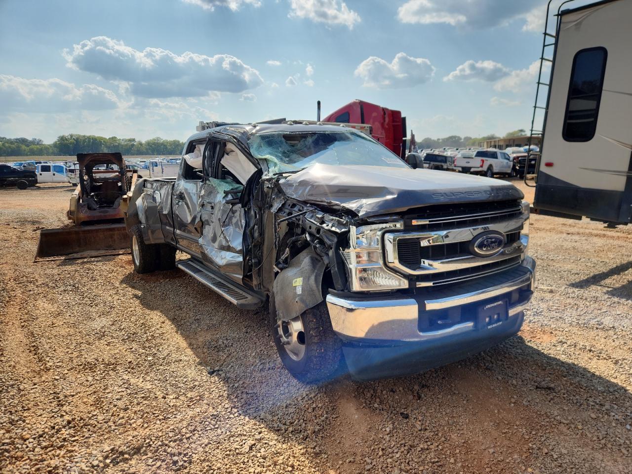 Ford F-350 Super Duty Image 11