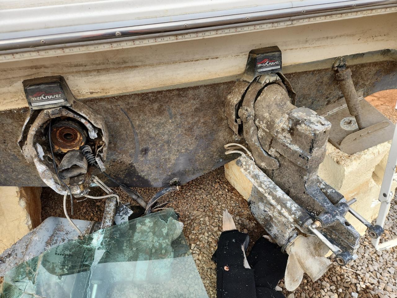 Sea Ray Sundancer Image 6