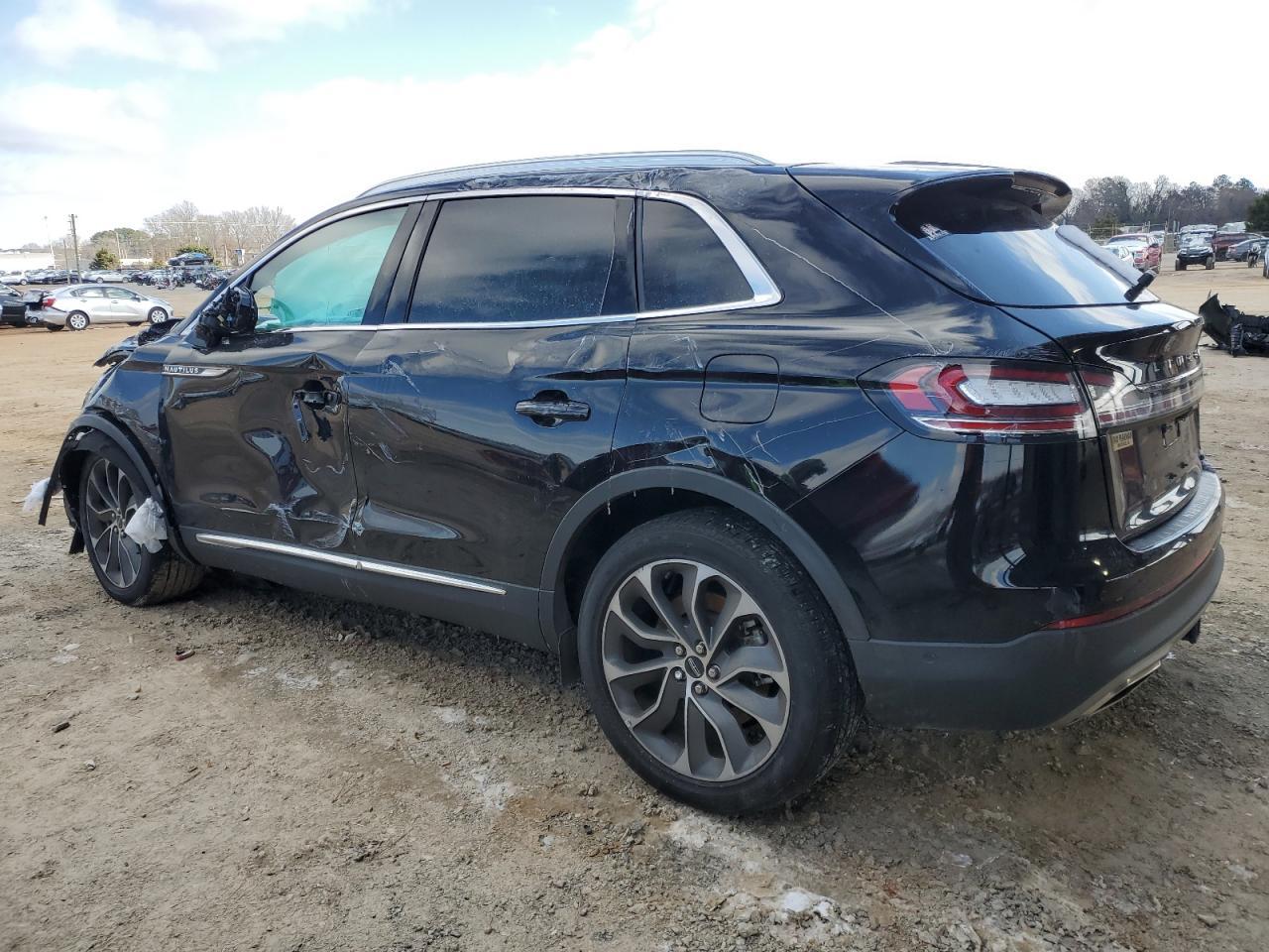 Lincoln Nautilus Reserve Image 2