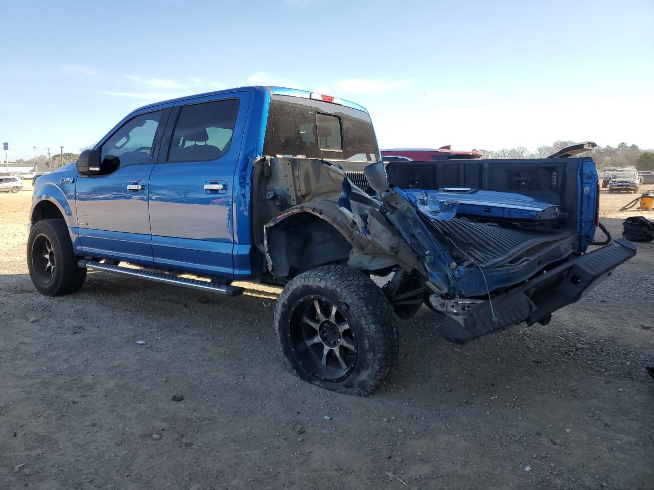 Ford F-150 Supercrew Image 4