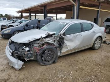 Salvage Dodge Avenger