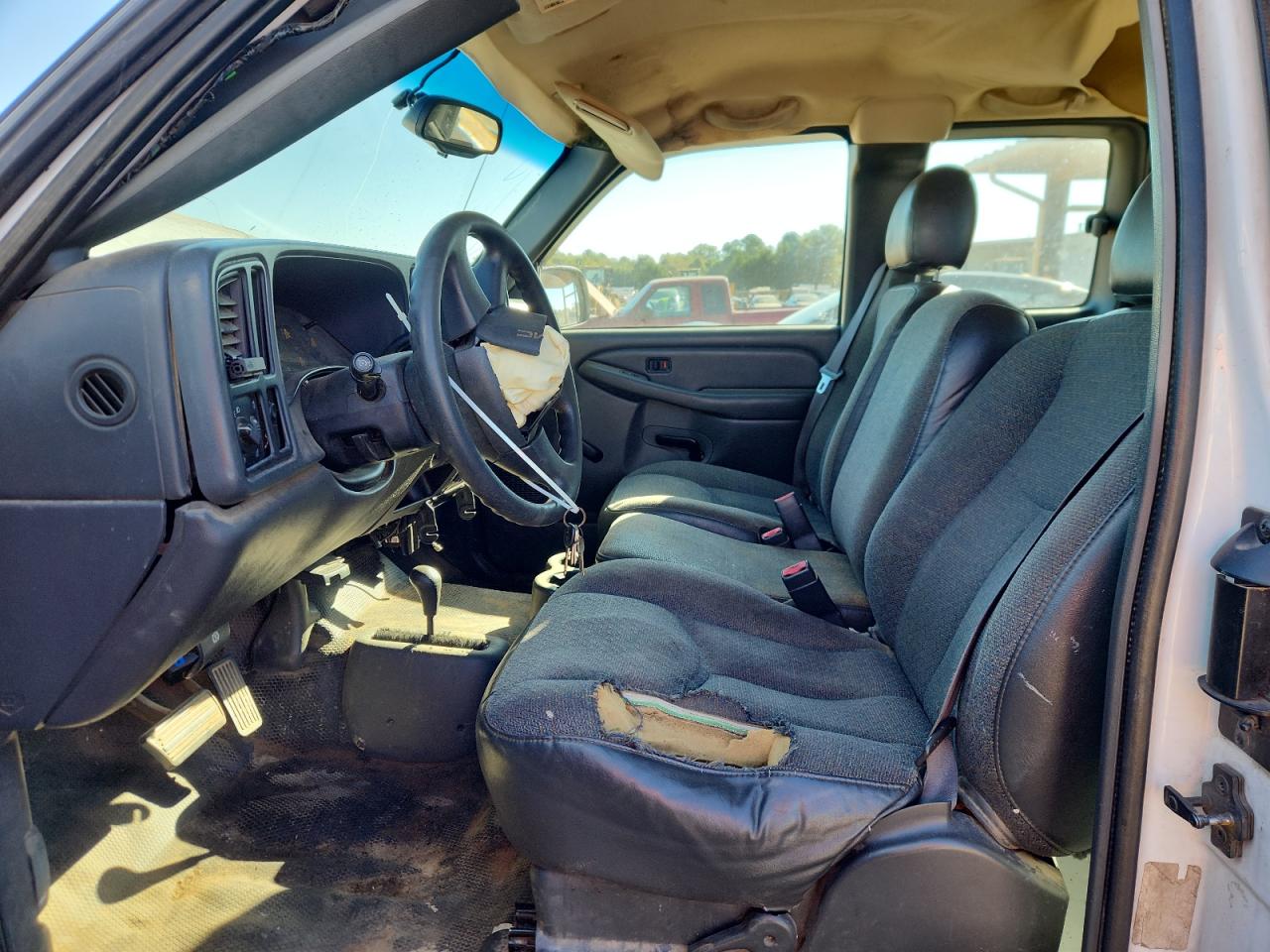 GMC Sierra K1500 Image 4