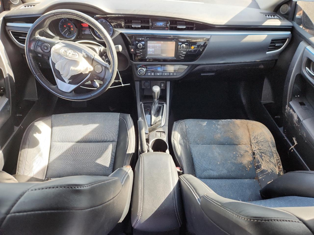 Toyota Corolla L Image 4