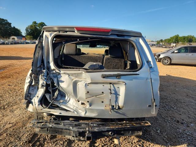 Chevrolet Tahoe C1500 Ls Image 3