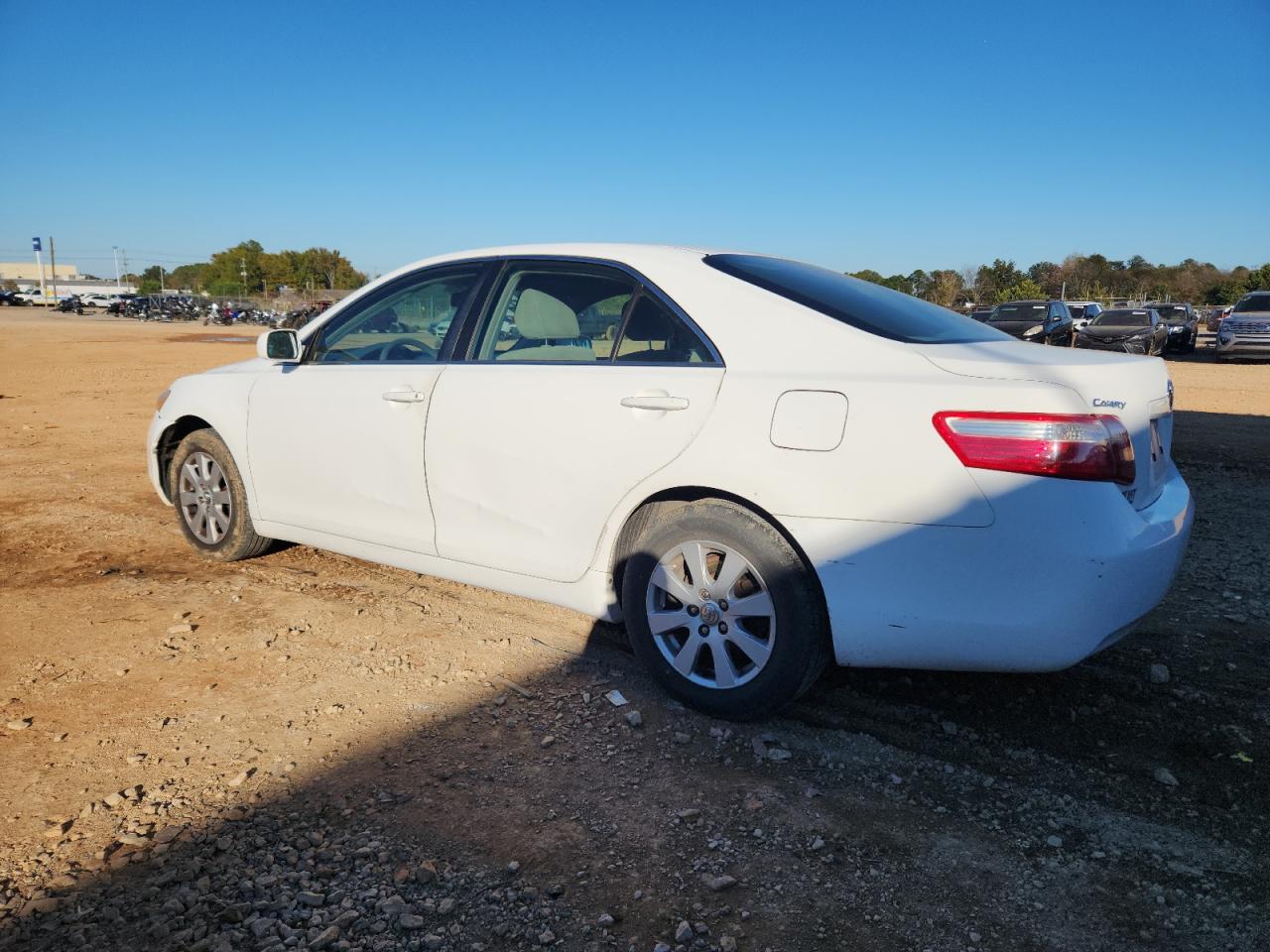 Toyota Camry Ce Image 9