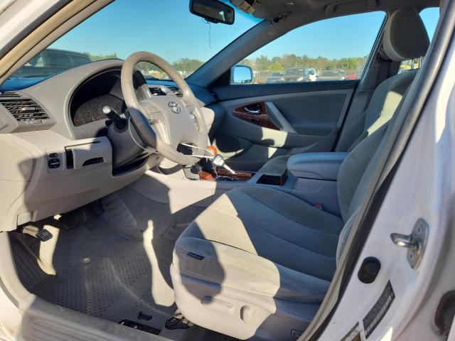 Toyota Camry Ce Image 10