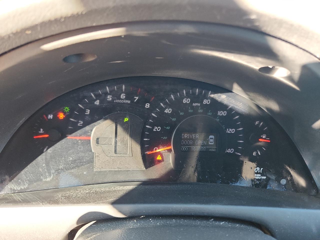 Toyota Camry Ce Image 6