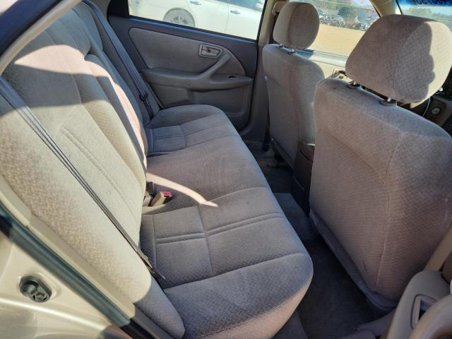 Toyota Camry Ce Image 5