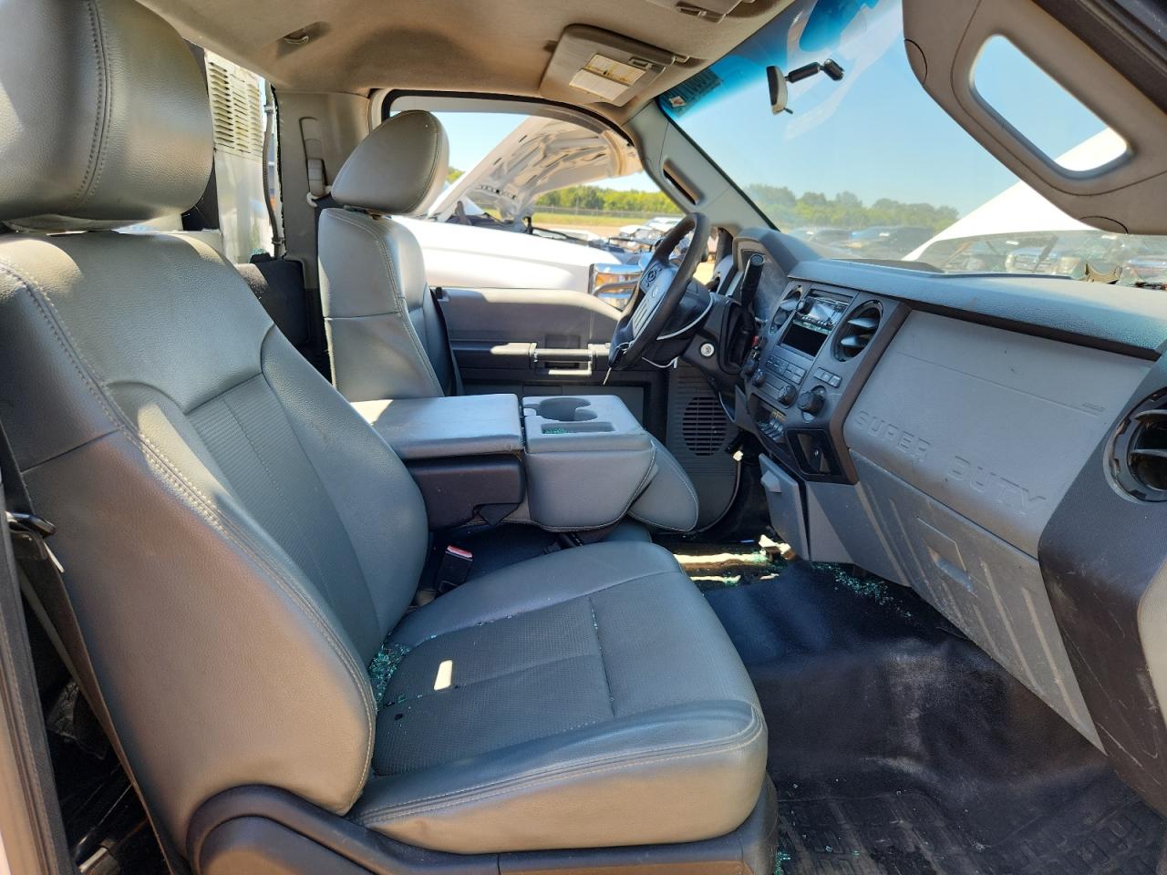 Ford F-350 Super Duty Image 7