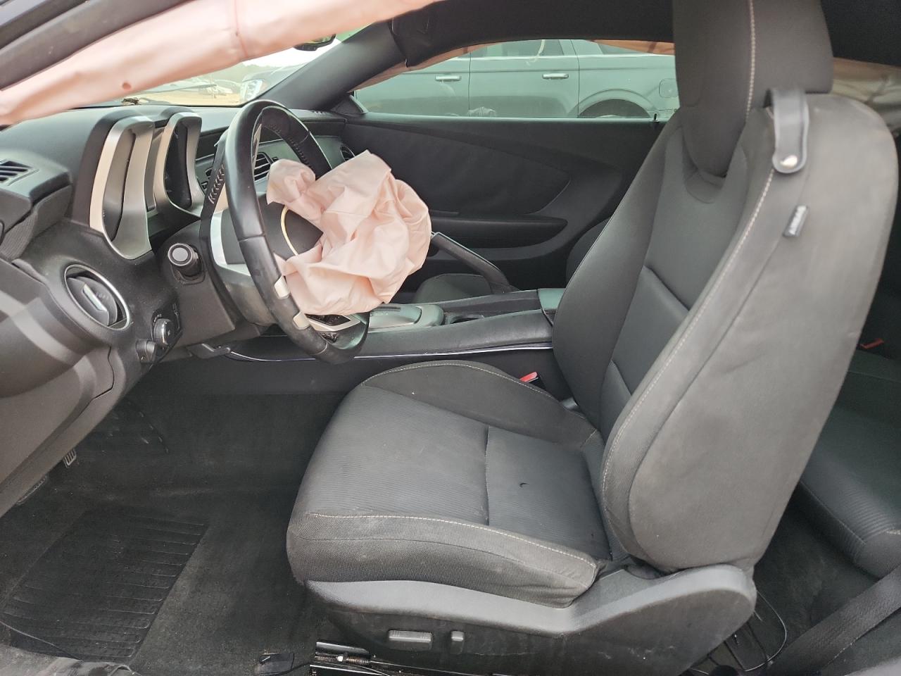 Chevrolet Camaro Lt Image 7